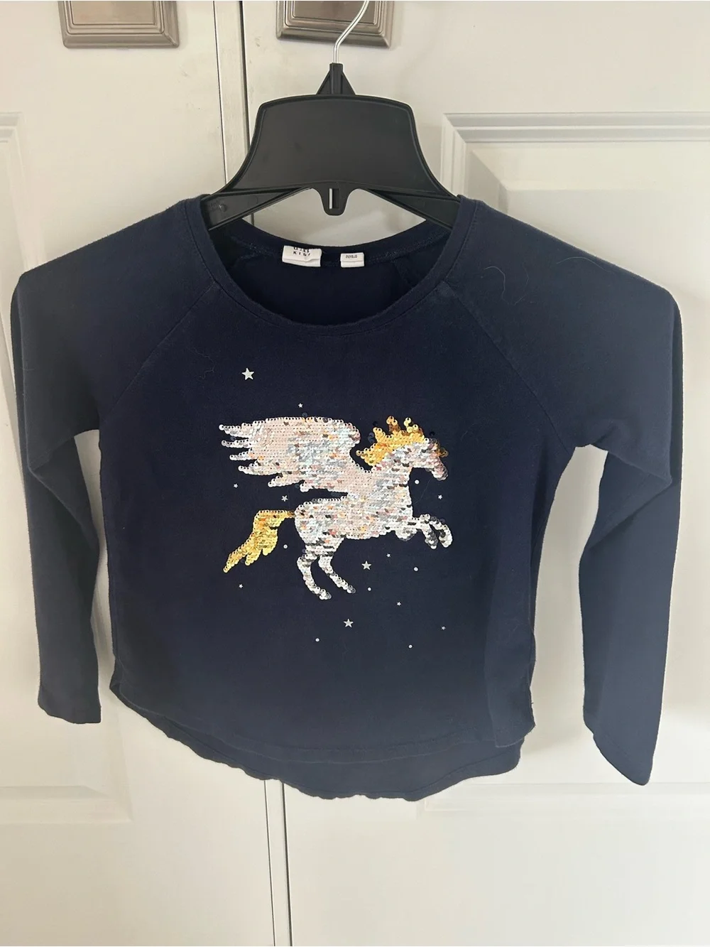 GAP Navy Girls small Sequin Pegasus long sleeve shirt